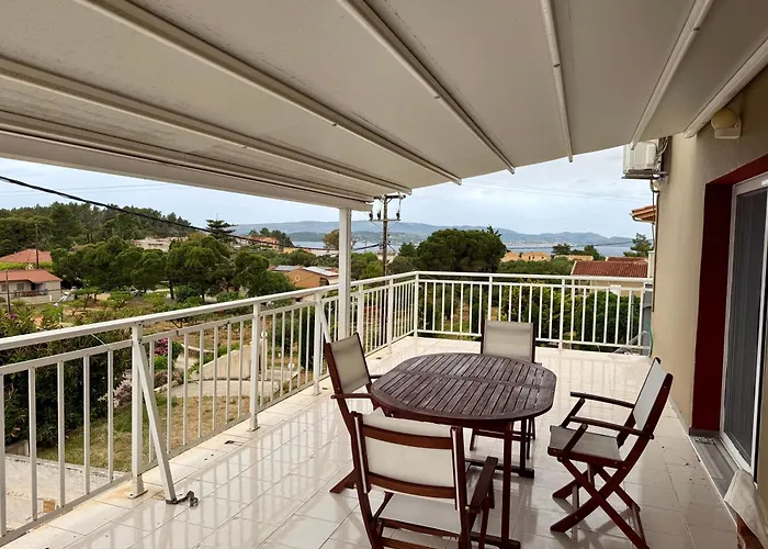 Apartment Makris Gialos Maisonette